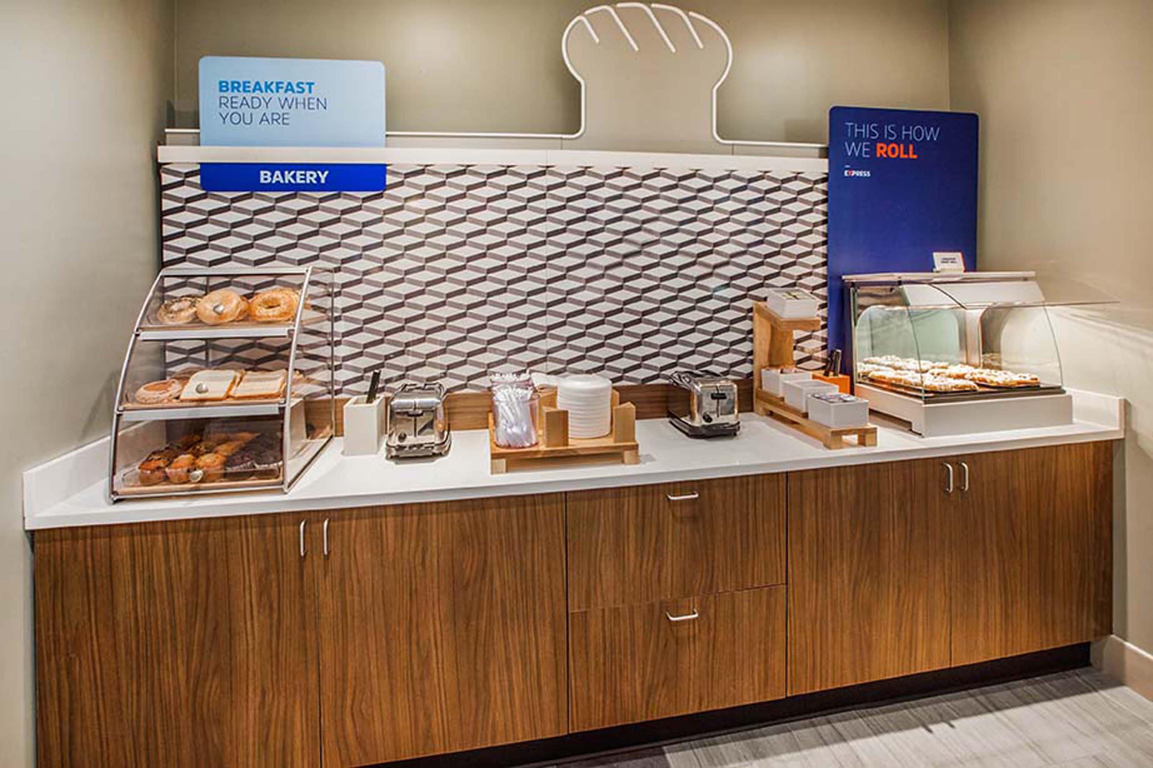 Holiday Inn Express & Suites Russellville By Ihg Eksteriør billede